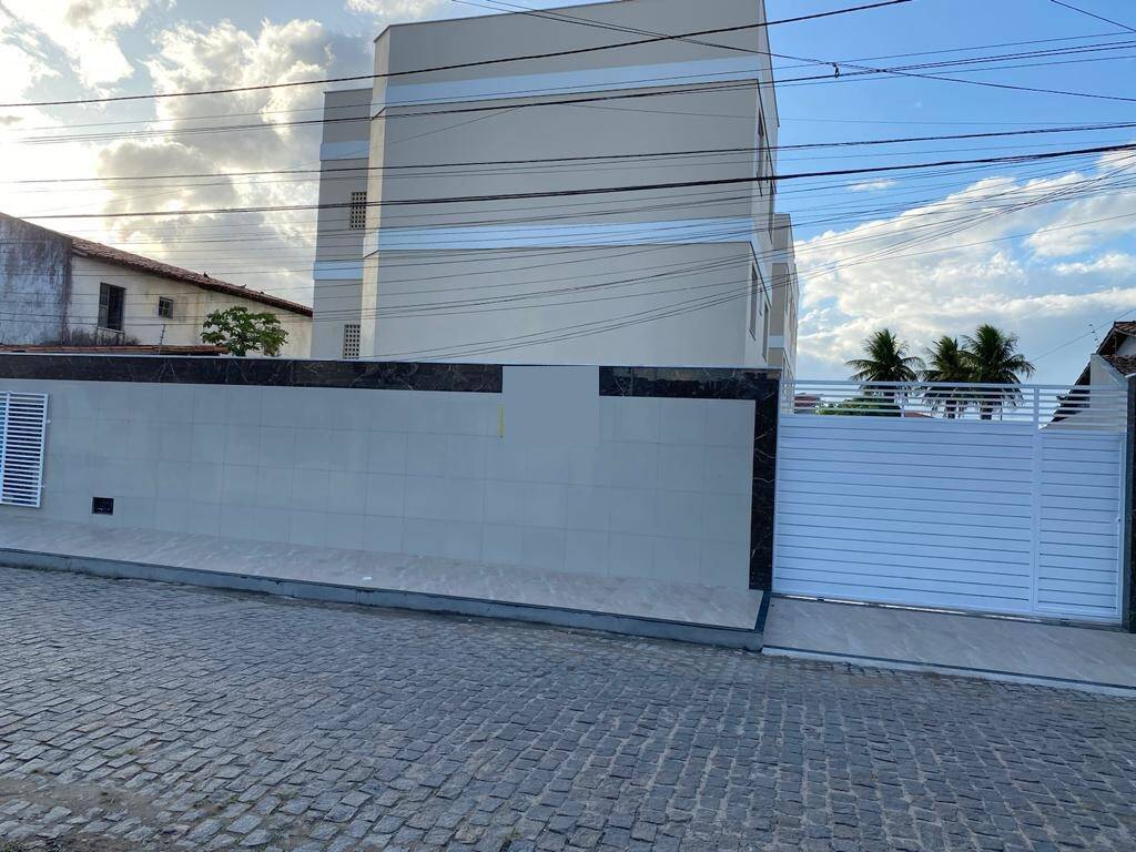 #2732 - Apartamento para Locação em Feira de Santana - BA