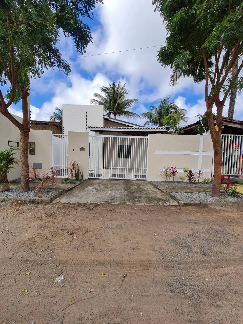 #2787 - Casa para Venda em Feira de Santana - BA