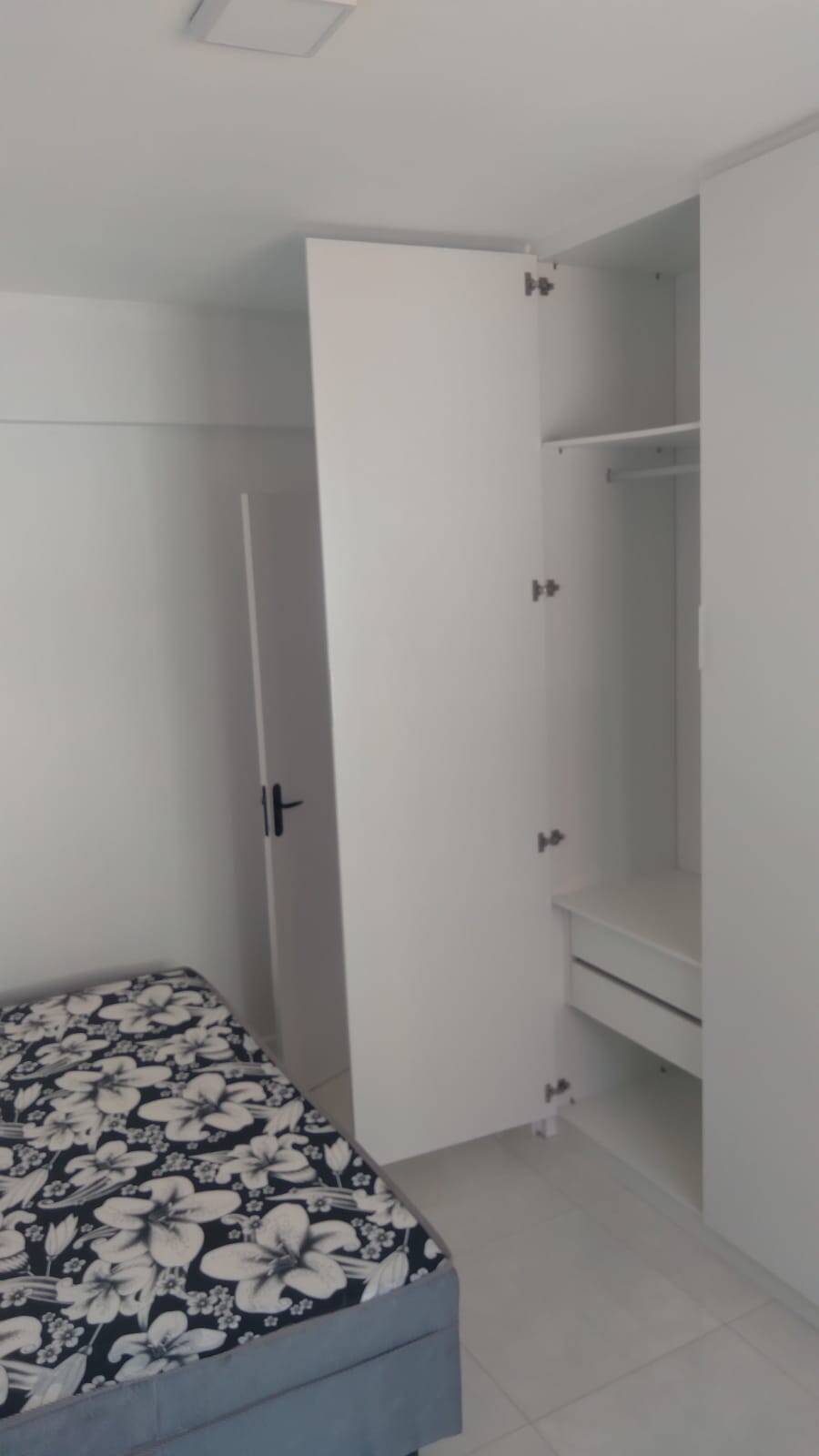 Apartamento à venda com 2 quartos, 70m² - Foto 18