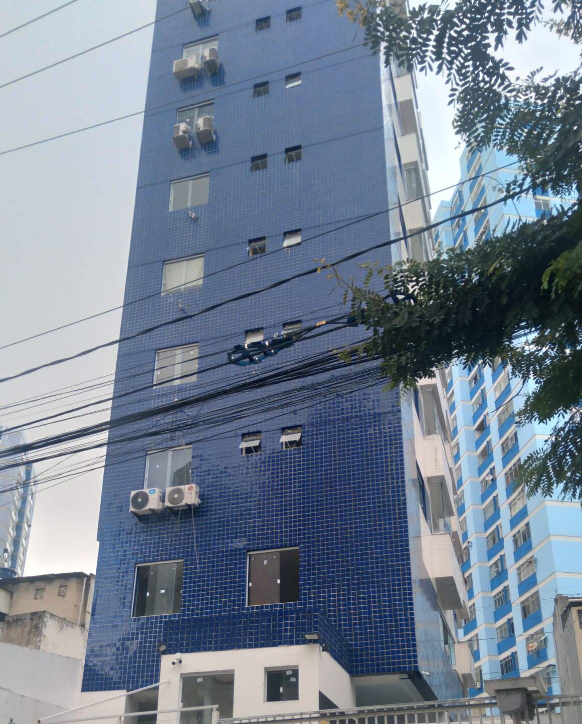Apartamento à venda com 2 quartos, 70m² - Foto 1