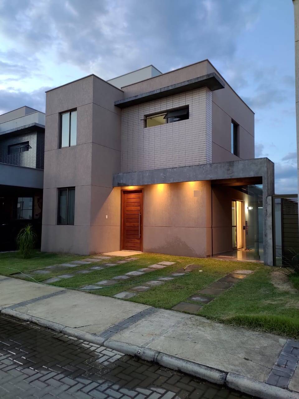 #2847 - Casa em condomínio para Venda em Feira de Santana - BA