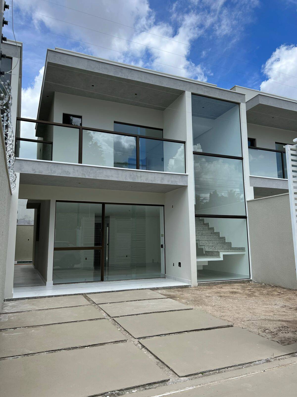 #2955 - Casa para Venda em Feira de Santana - BA