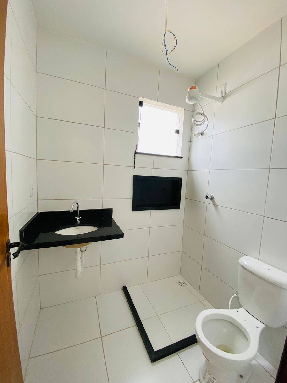 Casa à venda com 3 quartos, 70m² - Foto 4