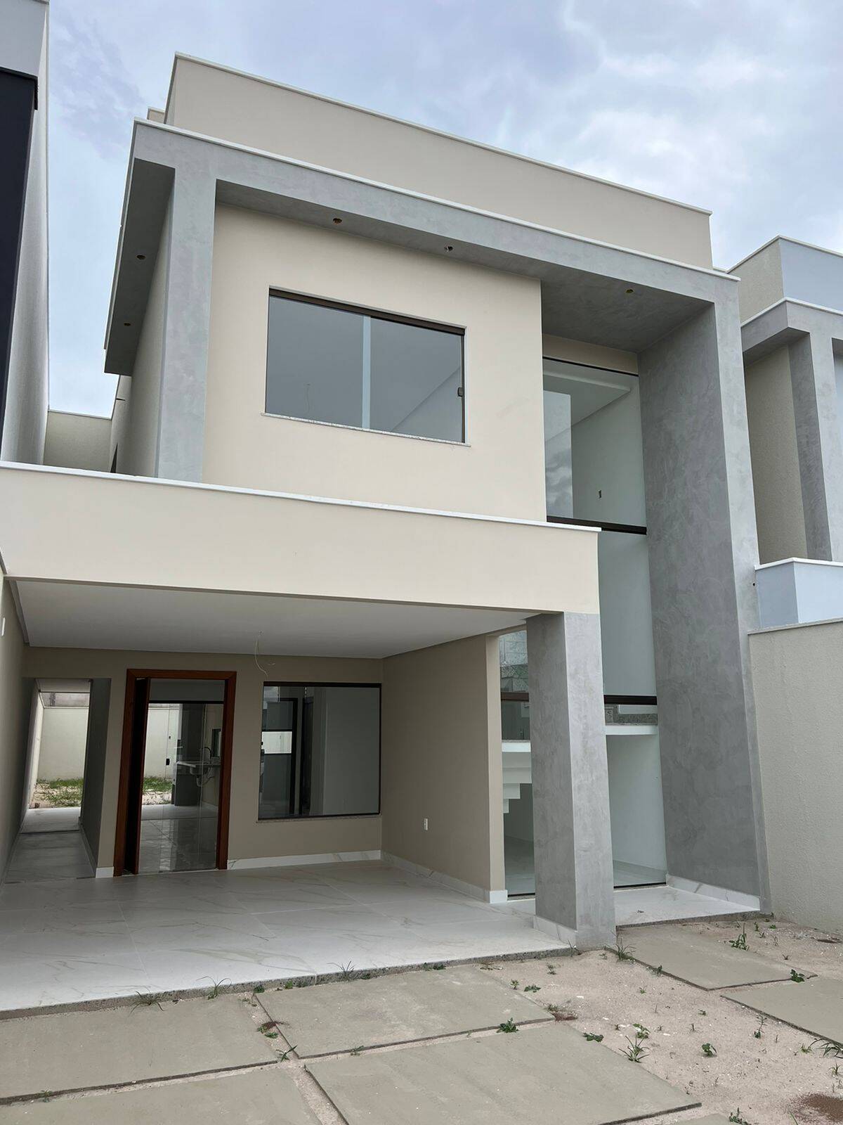 #2956 - Casa para Venda em Feira de Santana - BA