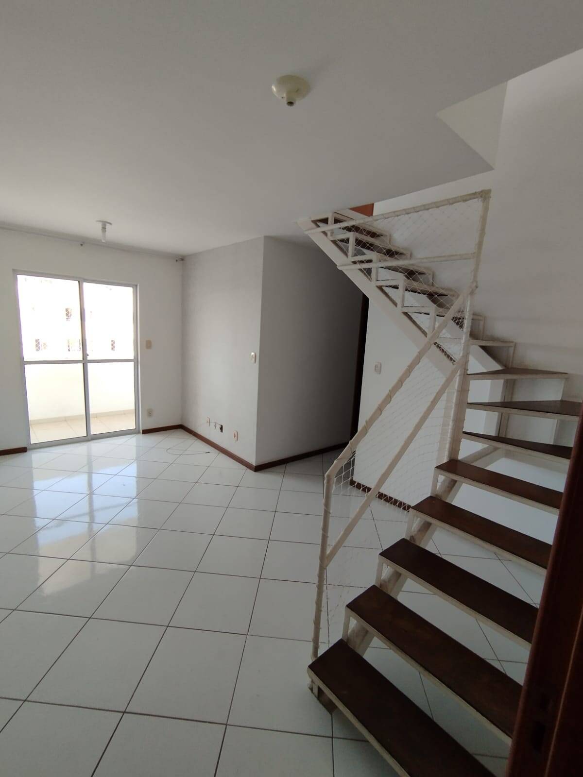 Apartamento à venda e aluguel com 3 quartos - Foto 1