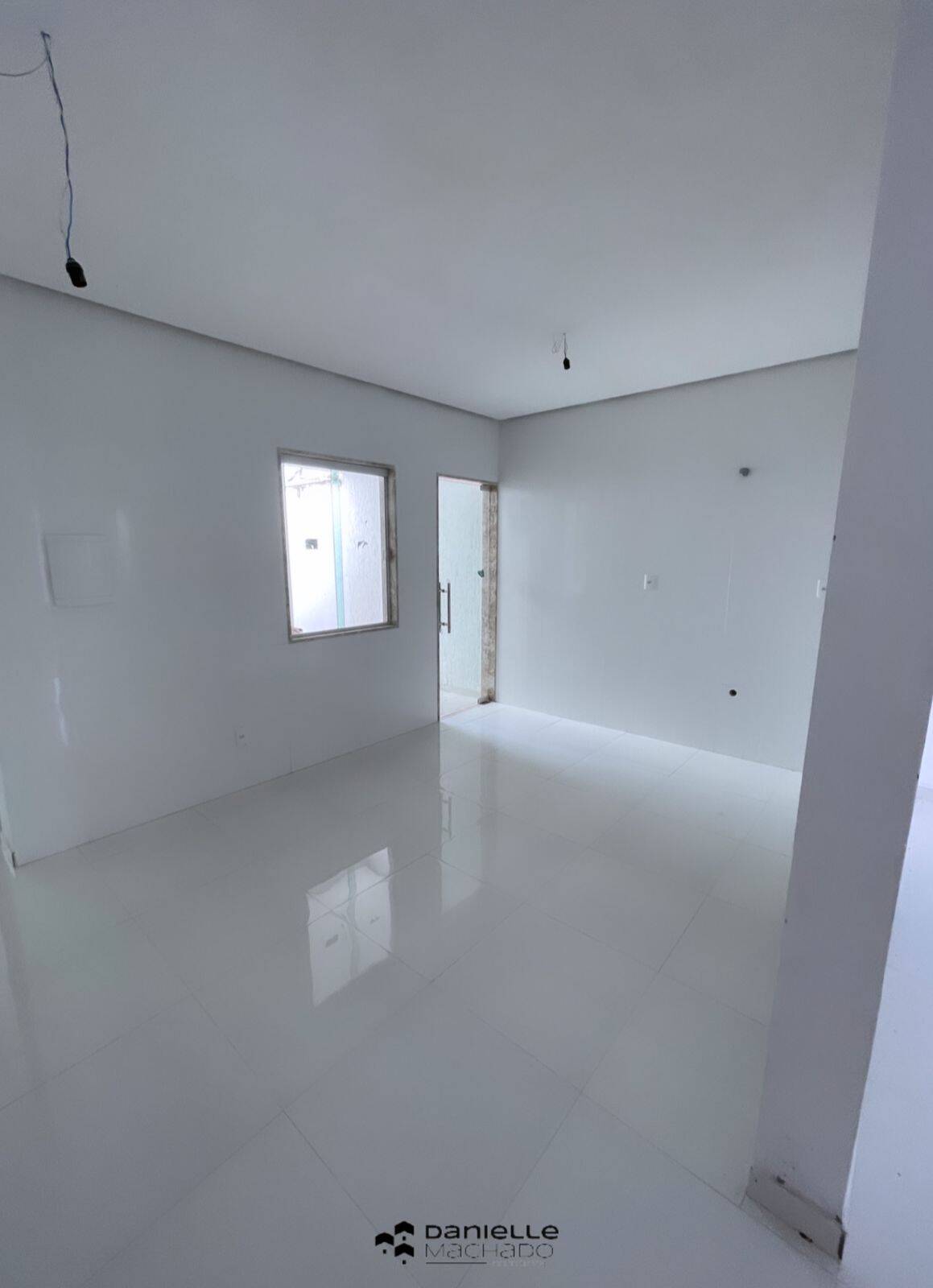 Casa à venda com 3 quartos, 150m² - Foto 8