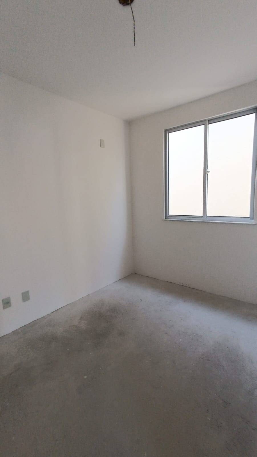 Casa à venda com 3 quartos, 61m² - Foto 8