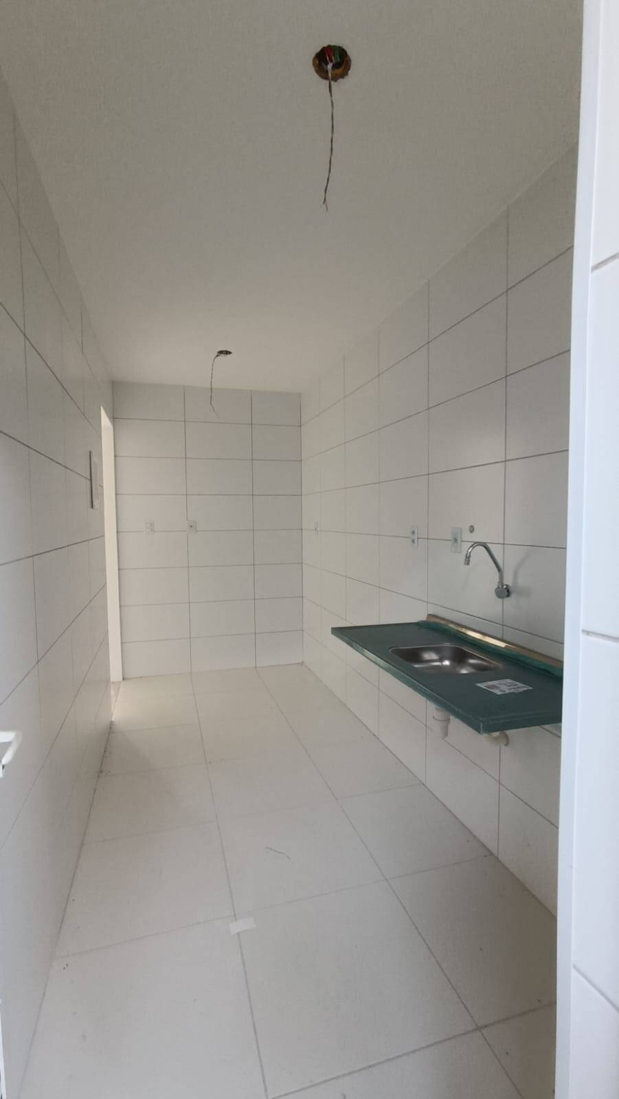 Casa à venda com 3 quartos, 61m² - Foto 9