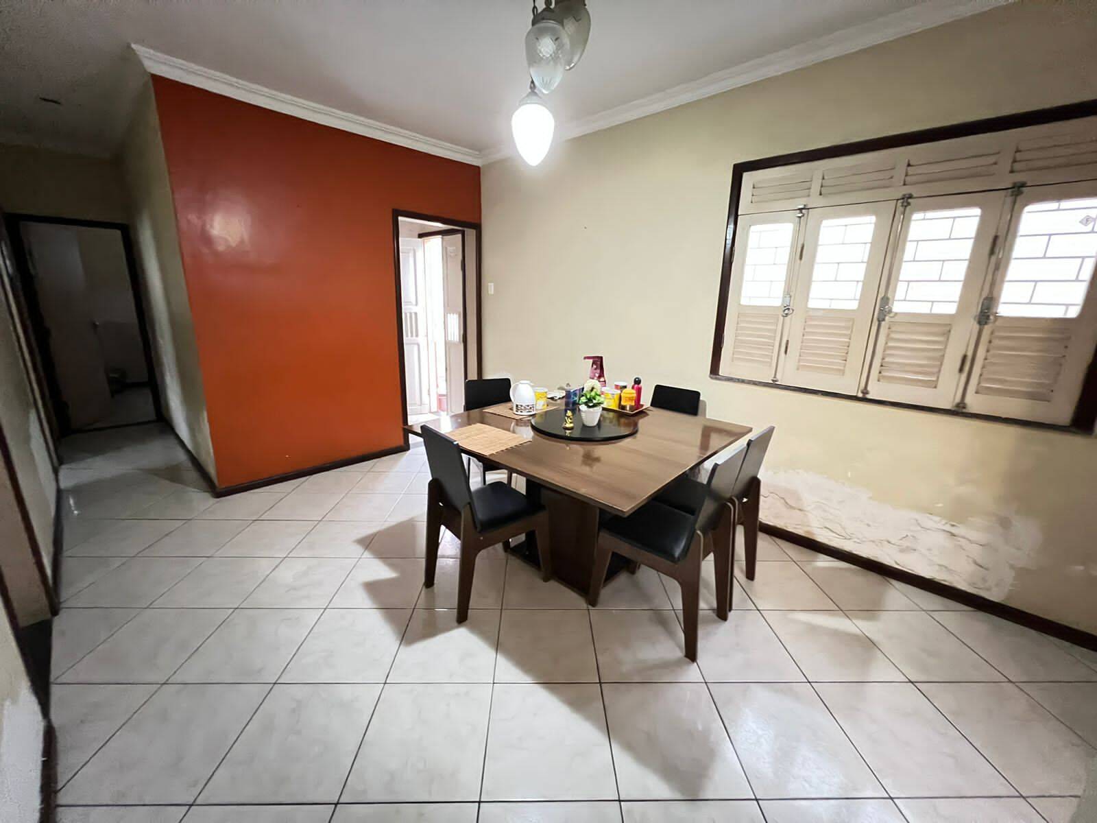 Casa à venda com 5 quartos, 200m² - Foto 6