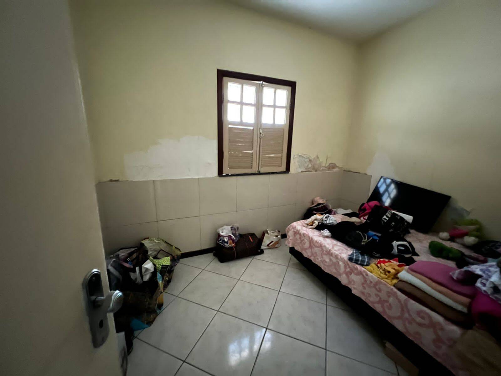 Casa à venda com 5 quartos, 200m² - Foto 17