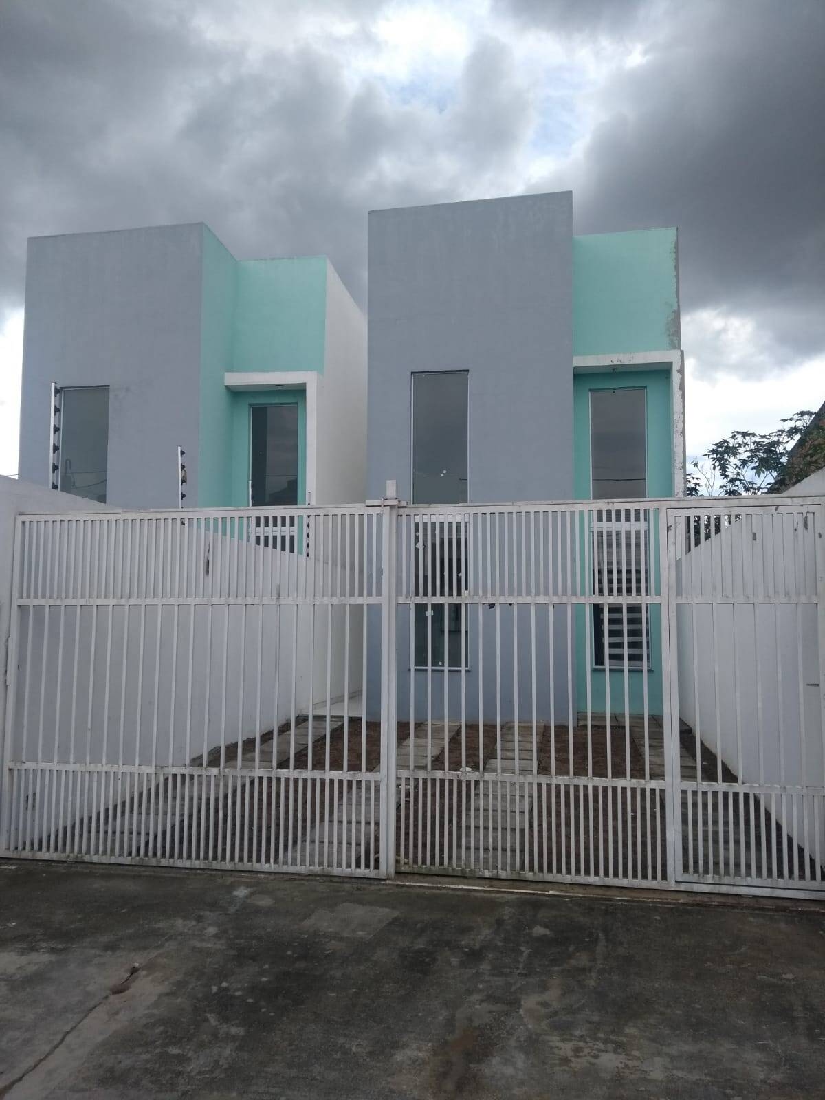 #3071 - Casa para Venda em Feira de Santana - BA