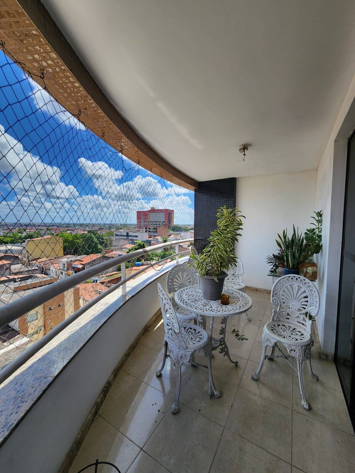 #3075 - Apartamento para Venda em Feira de Santana - BA