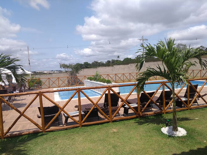 #3076 - Casa em condomínio para Venda em Feira de Santana - BA