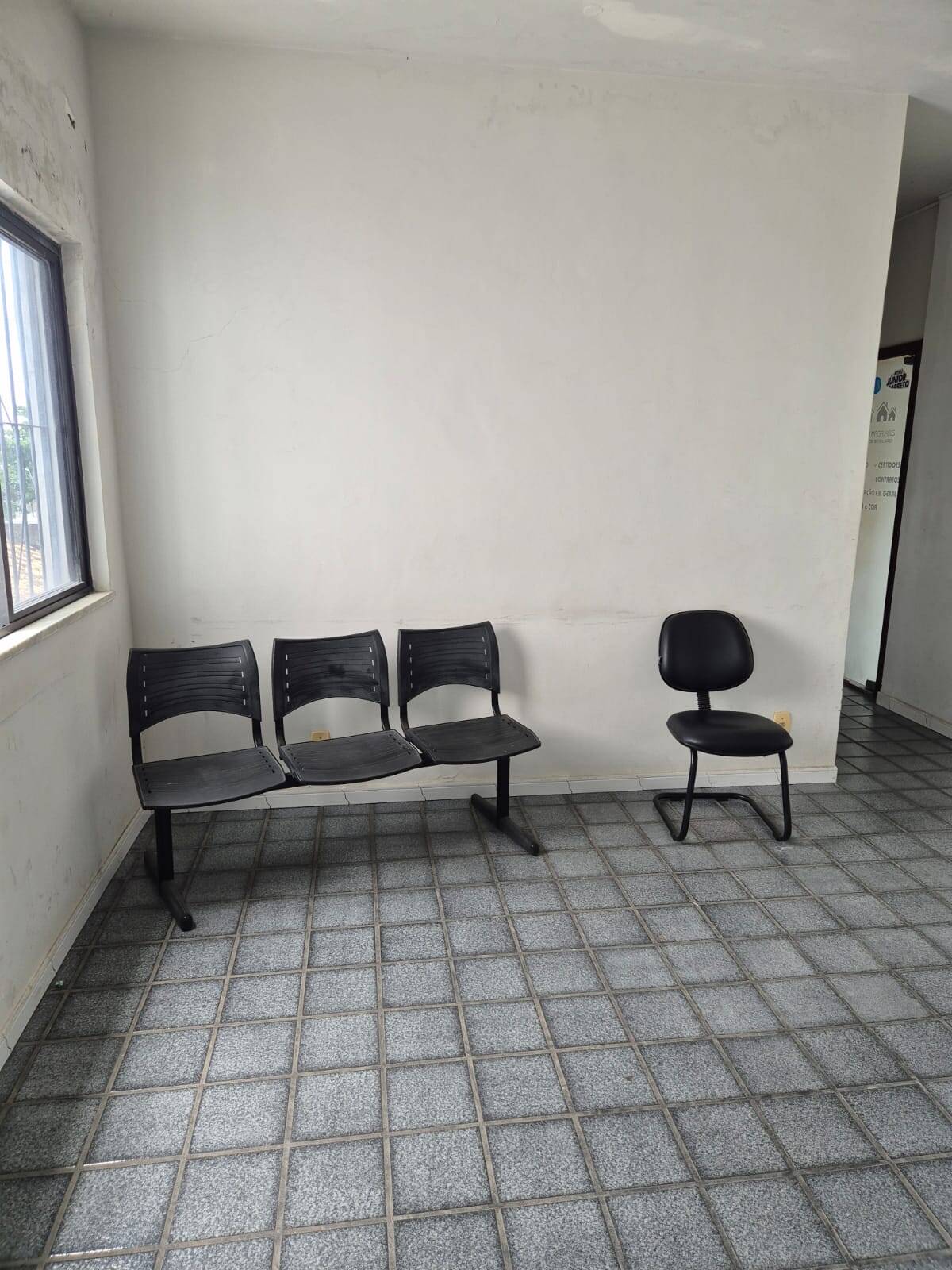 #3100 - Sala para Venda em Feira de Santana - BA