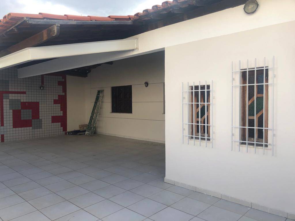 #3149 - Casa para Venda em Feira de Santana - BA