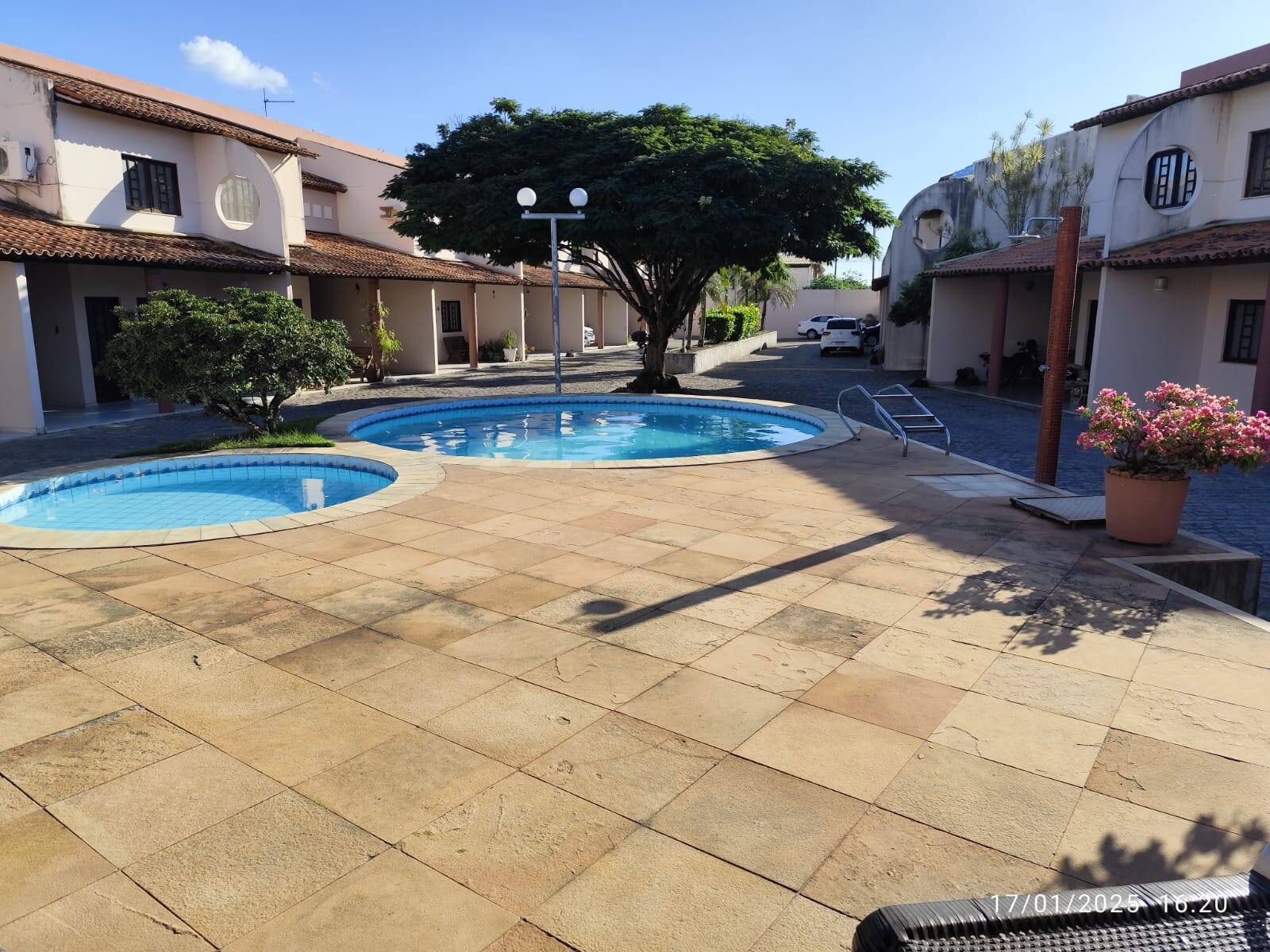 #3150 - Casa em condomínio para Venda em Feira de Santana - BA
