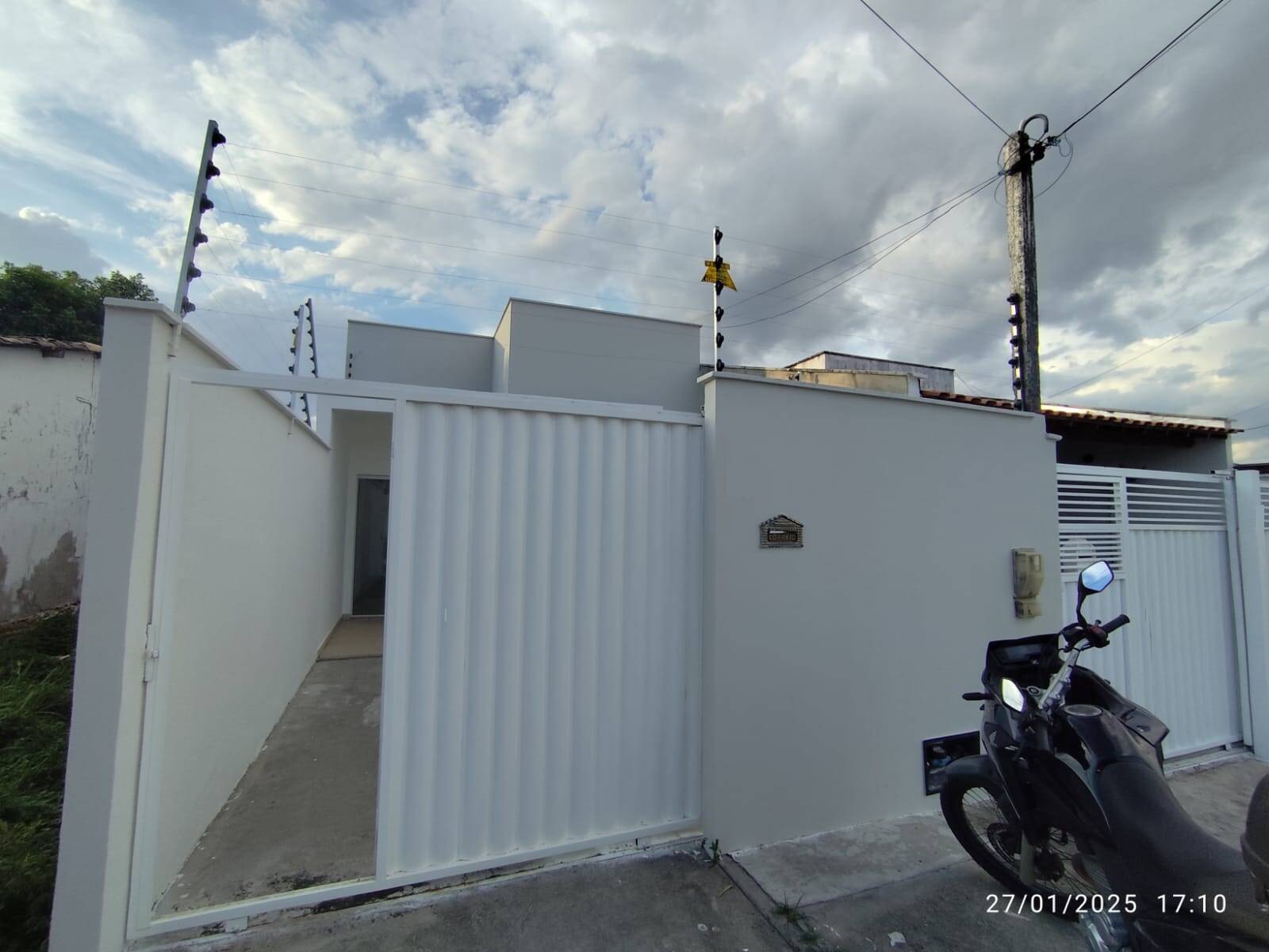 #3152 - Casa para Venda em Feira de Santana - BA