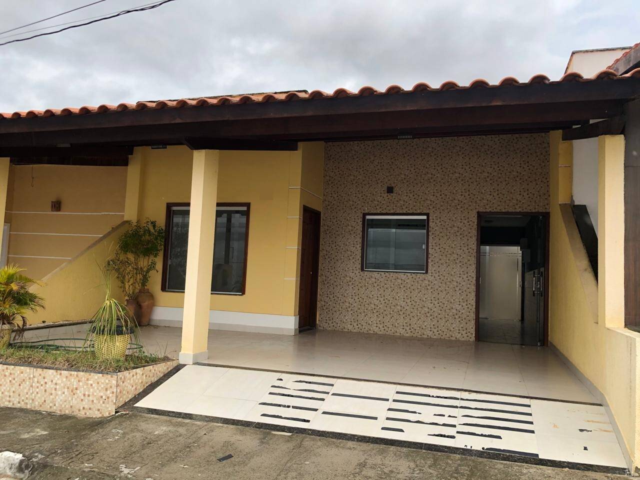 #3164 - Casa em condomínio para Venda em Feira de Santana - BA