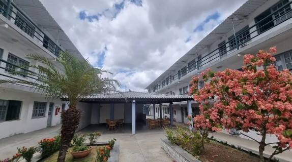 #3181 - Apartamento para Venda em Feira de Santana - BA