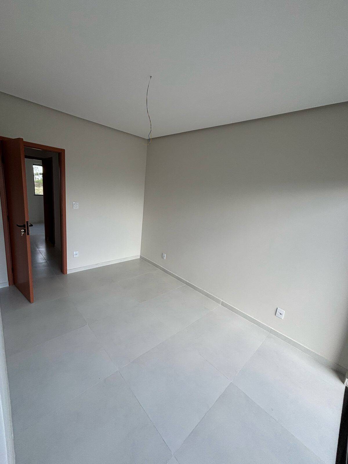 Casa à venda com 3 quartos, 112m² - Foto 12