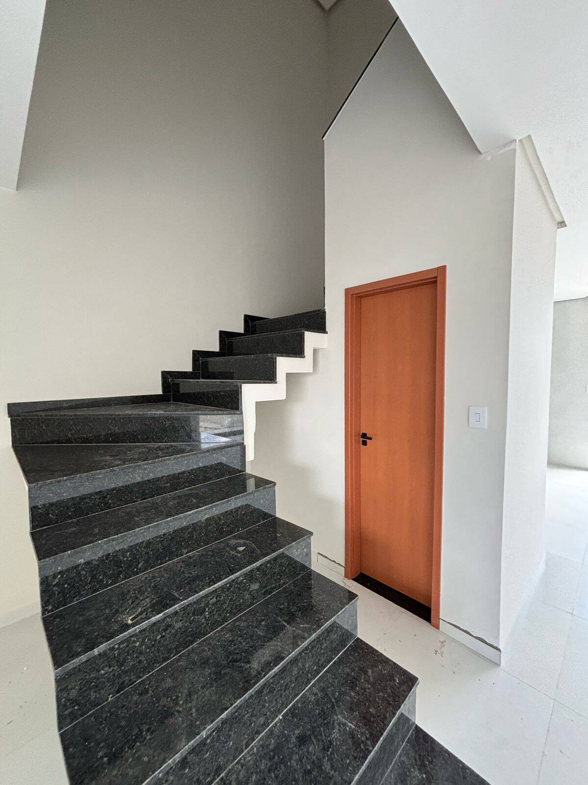 Casa à venda com 3 quartos, 112m² - Foto 10