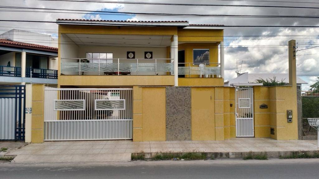 #2184 - Casa para Venda em Feira de Santana - BA