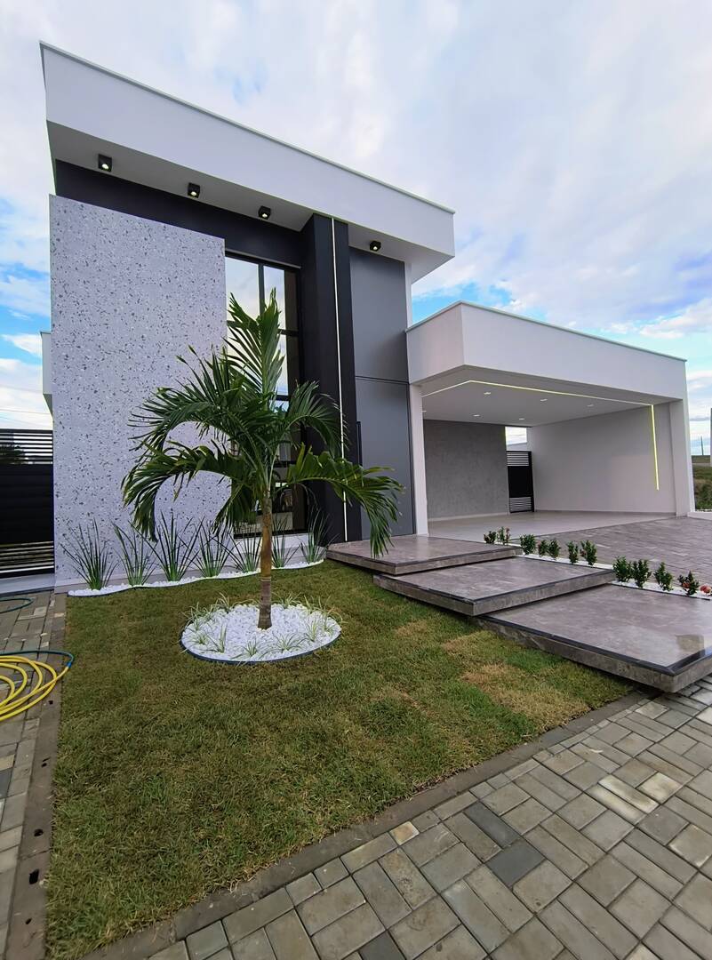 #3202 - Casa para Venda em Feira de Santana - BA
