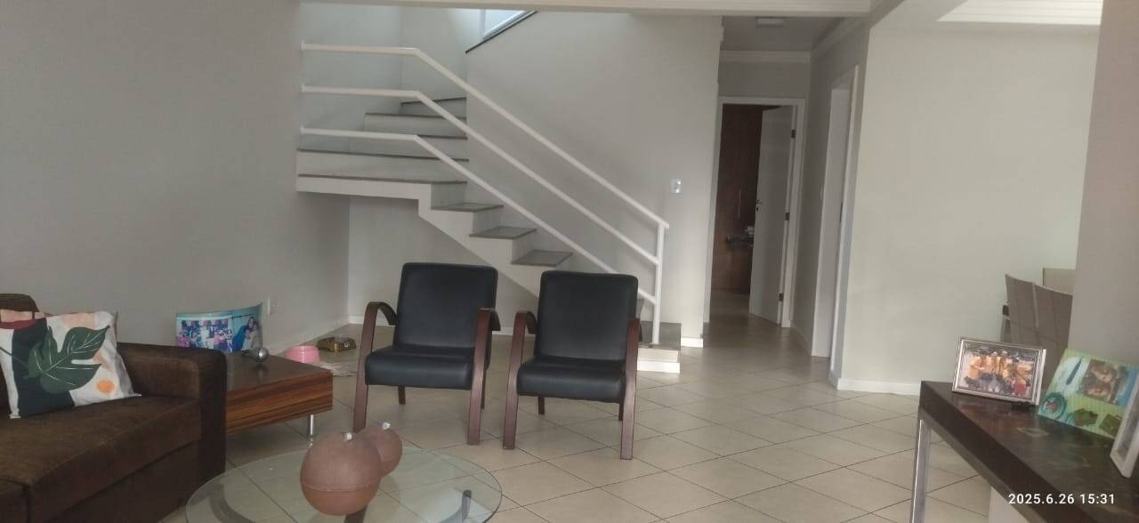 Casa de Condomínio à venda com 4 quartos - Foto 2