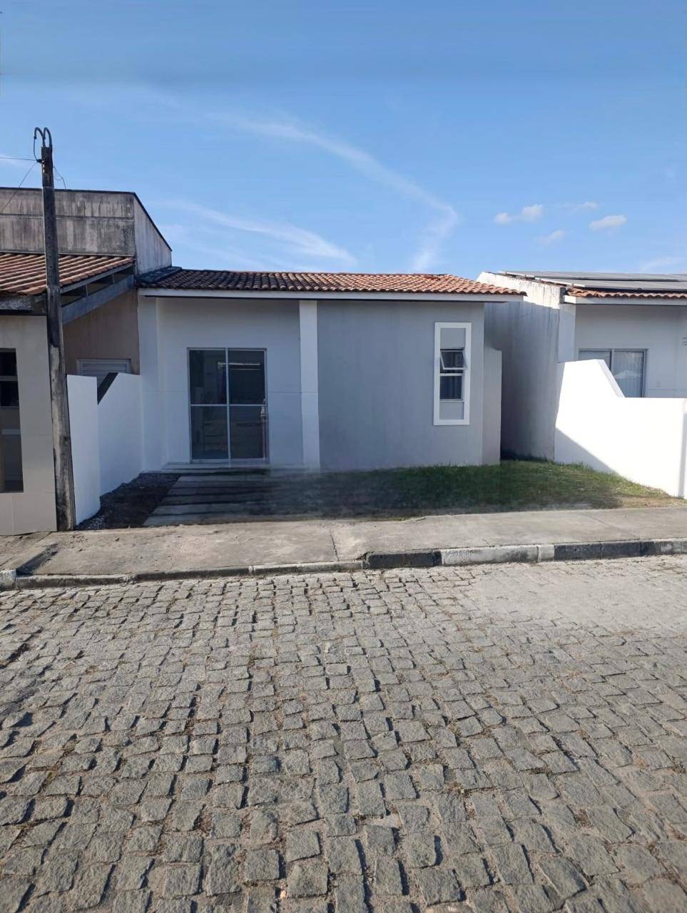 #3255 - Casa em condomínio para Venda em Feira de Santana - BA