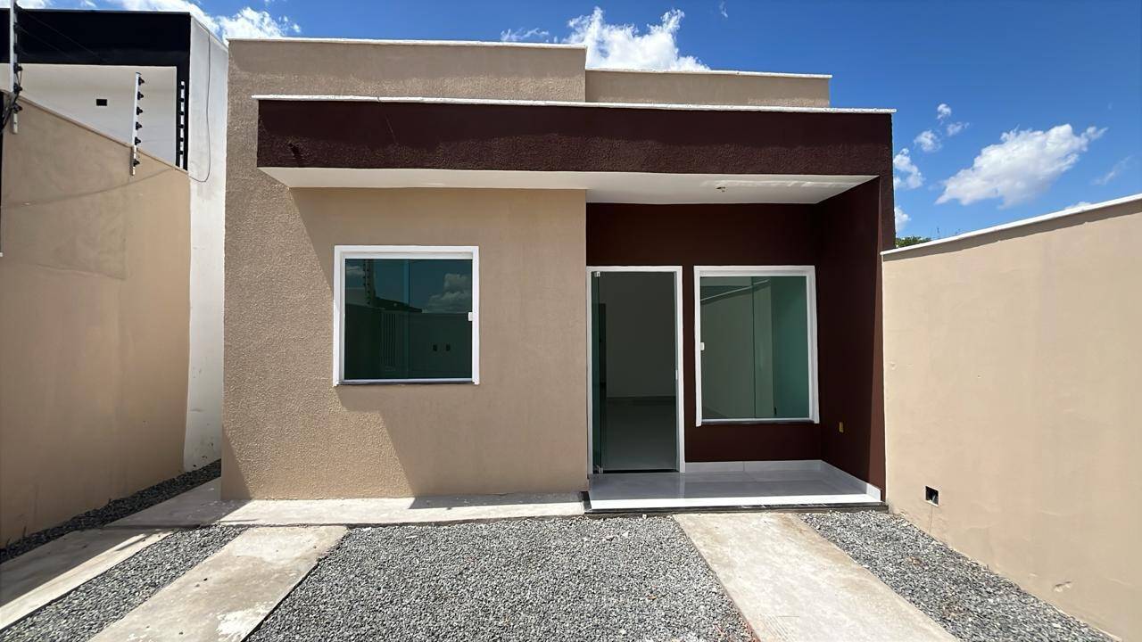 #3271 - Casa para Venda em Feira de Santana - BA