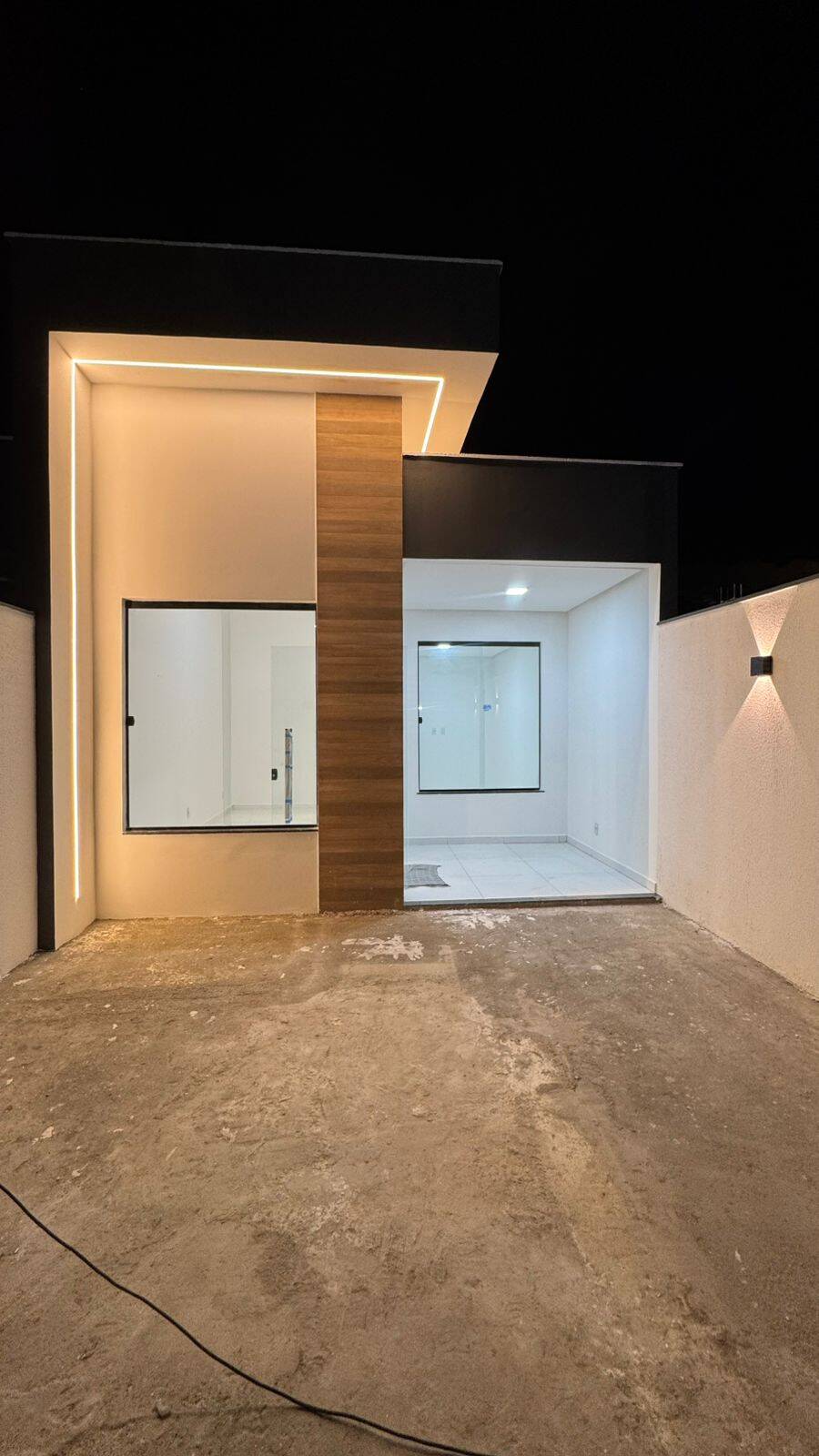 #3283 - Casa para Venda em Feira de Santana - BA