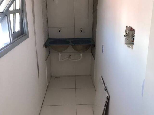 Apartamento para Venda em Feira de Santana - 4