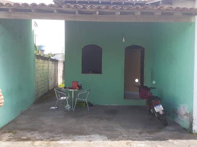 #2686 - Casa para Venda em Feira de Santana - BA