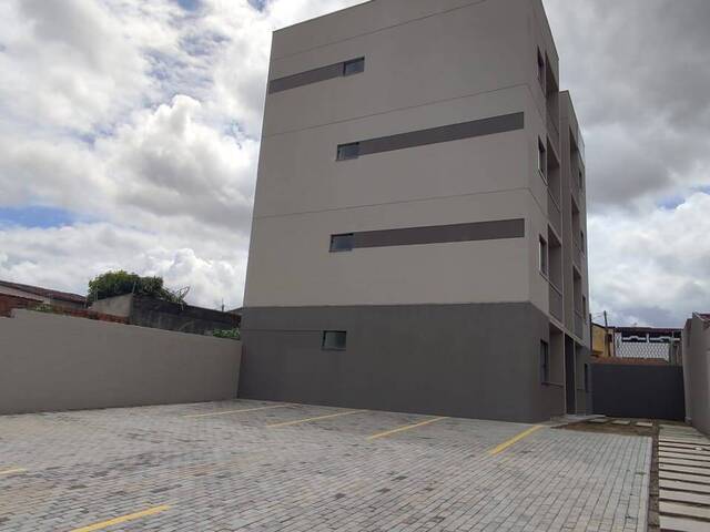 Apartamento para Venda em Feira de Santana - 4