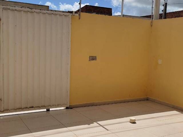 #2709 - Casa para Venda em Feira de Santana - BA