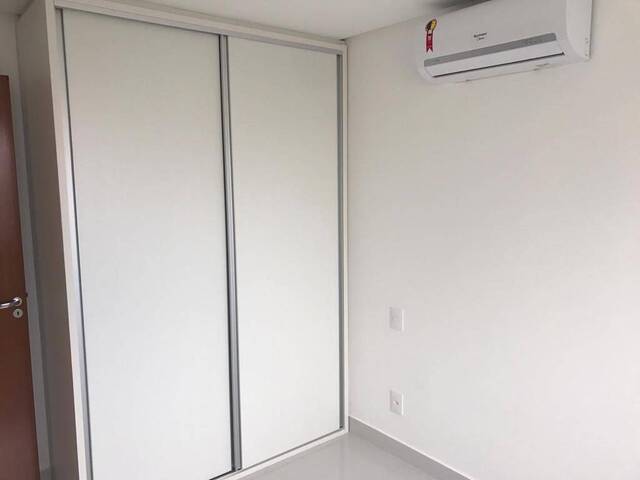 Apartamento para Venda em Feira de Santana - 4
