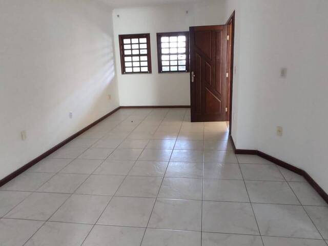 #2799 - Casa para Venda em Feira de Santana - BA - 2