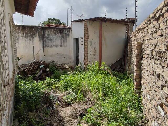 Casa para Venda em Feira de Santana - 5
