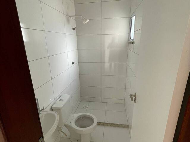 Casa em condomínio para Venda em Feira de Santana - 4