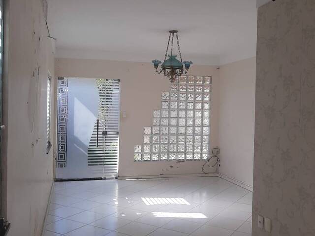 Casa para Venda em Feira de Santana - 4