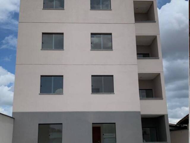 #2963 - Apartamento para Venda em Feira de Santana - BA - 1