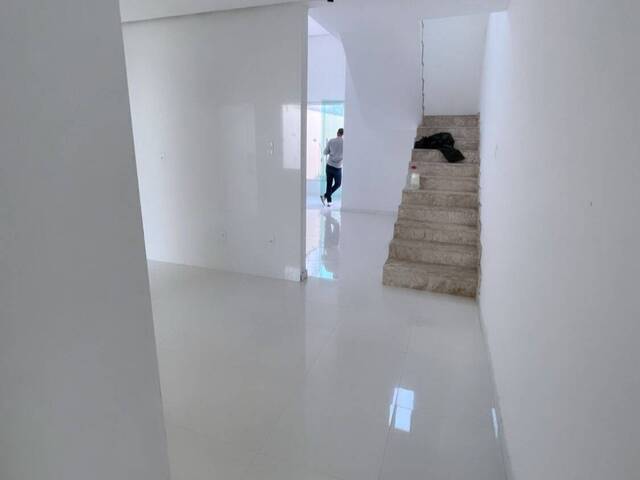 Casa para Venda em Feira de Santana - 5
