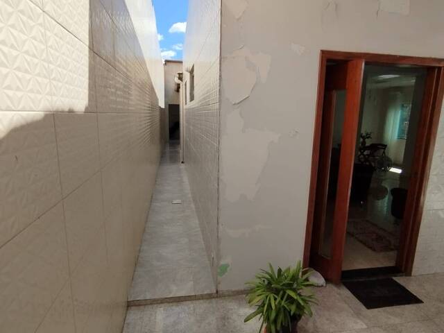 #2982 - Casa para Venda em Feira de Santana - BA