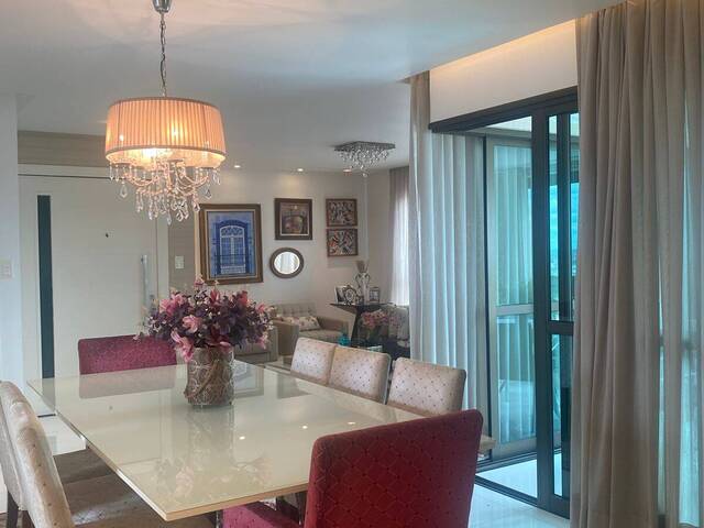 Apartamento para Venda em Feira de Santana - 4