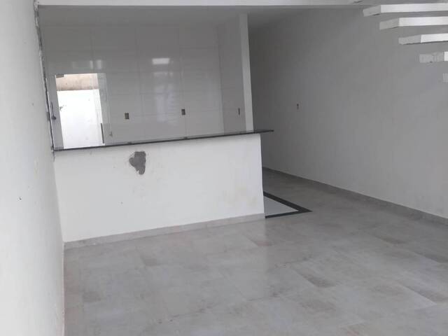 #3071 - Casa para Venda em Feira de Santana - BA