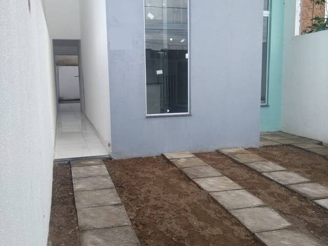 #3071 - Casa para Venda em Feira de Santana - BA
