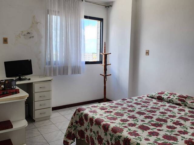 Apartamento para Venda em Feira de Santana - 4