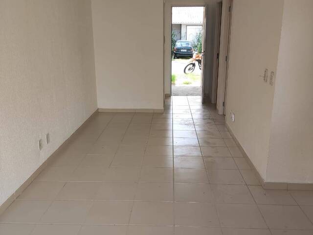 Casa em condomínio para Venda em Feira de Santana - 4