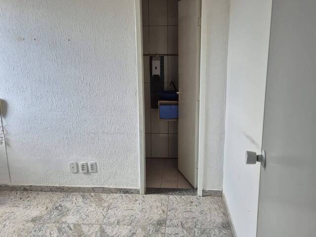 #3100 - Sala para Venda em Feira de Santana - BA - 3