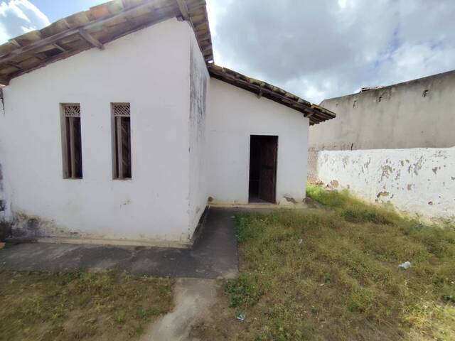 #3103 - Casa para Venda em Feira de Santana - BA